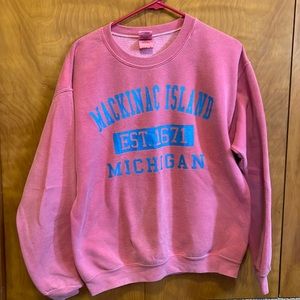 Gildan Mackinaw sweatshirt, size medium, pink woth blue font